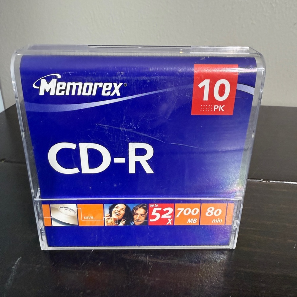 Memorex CD-R 52x 700MB 80 min Set of 9 New with Box and Paper Sleeves